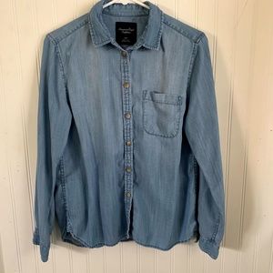 American Eagle Chambray Shirt, S